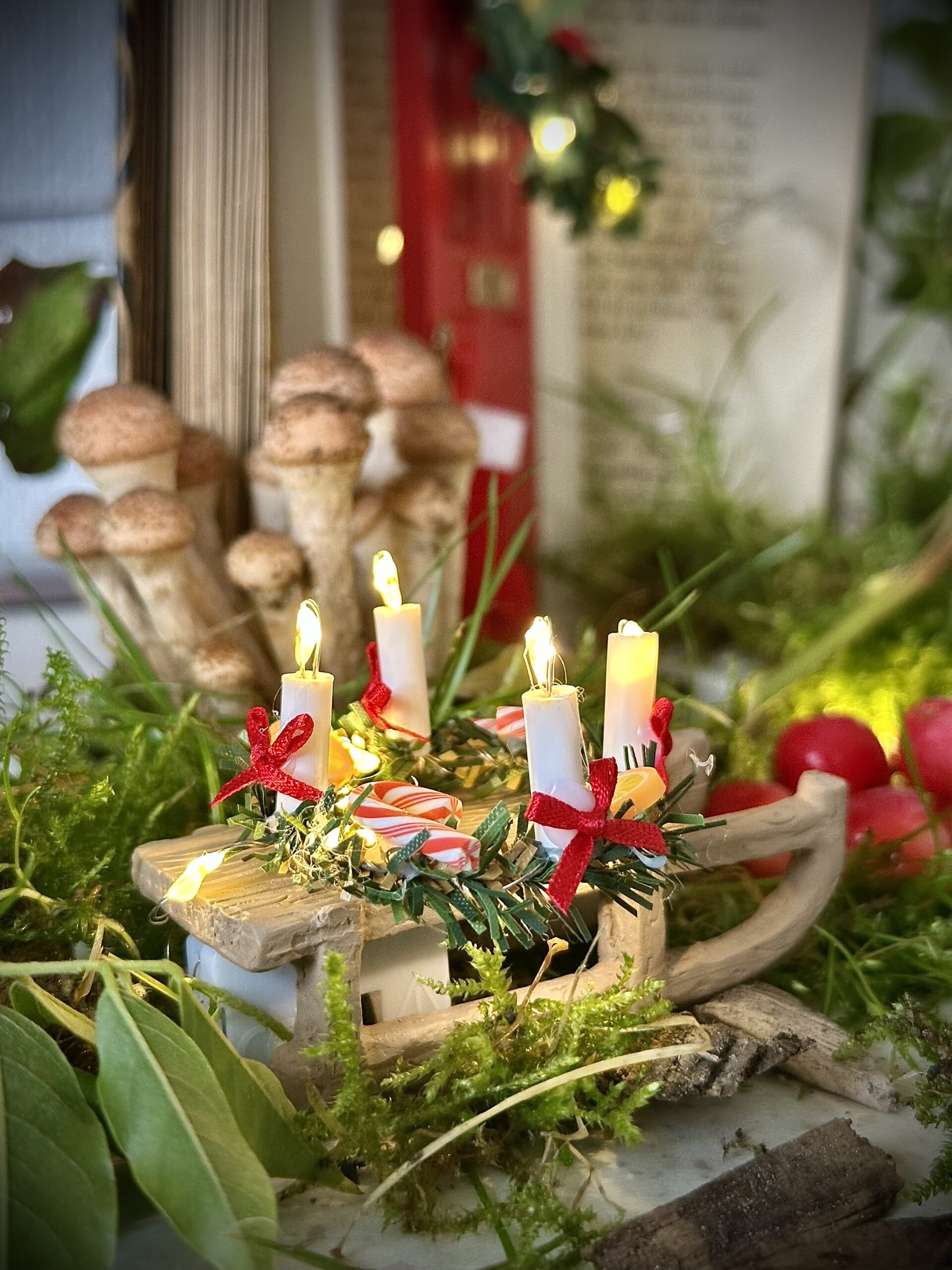 Nissens Adventskrans med LED Lys – Miniature til Nissedøren